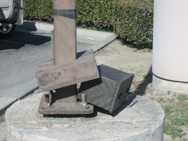 Geocaching caption contest picture option