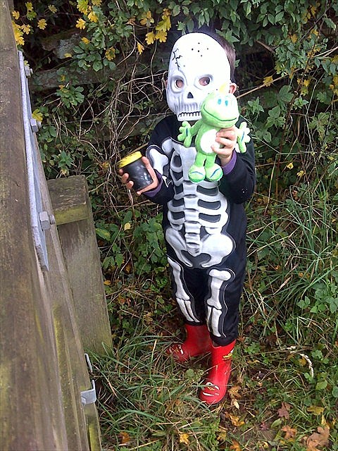 Click on the image to see the winning caption from this Geocaching Caption Contest