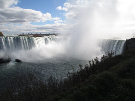 Another beautiful shot of the falls. Photo by geocacher Desert Varnish