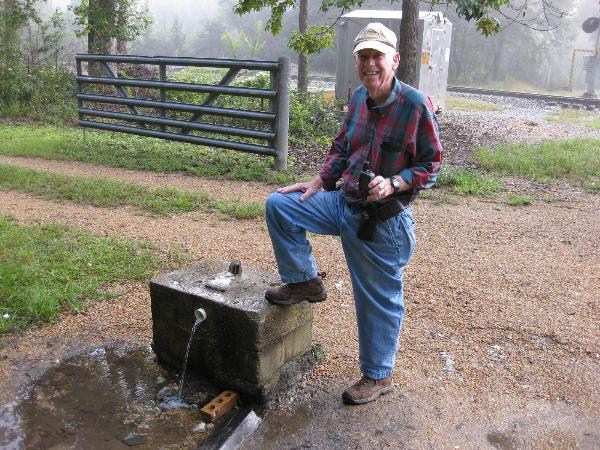 Lefygator taking a break to pose with his handy gps