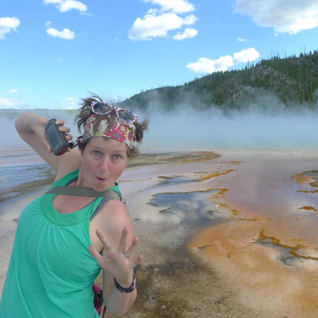 Geocacher Bangers&Mash enthusiastically makes the find.