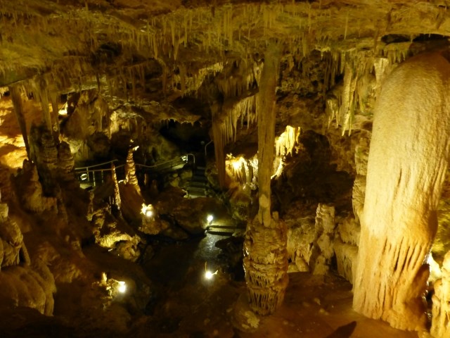 The main room of the cave. Photo by geocacher irisisleuk 