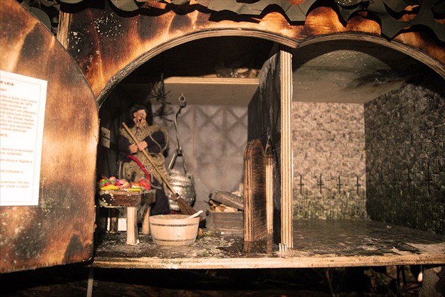 Inside the Casa de Chocolate. Photo by geocacher Tramossos