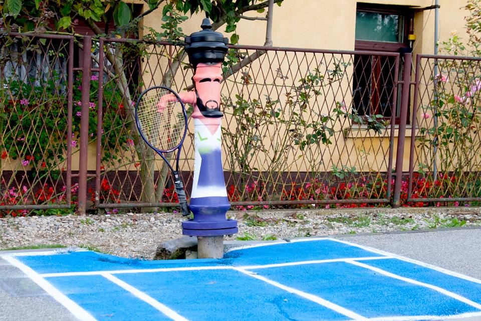 f6f6a3da-7704-4743-8f5e-a042fa3a3aa8