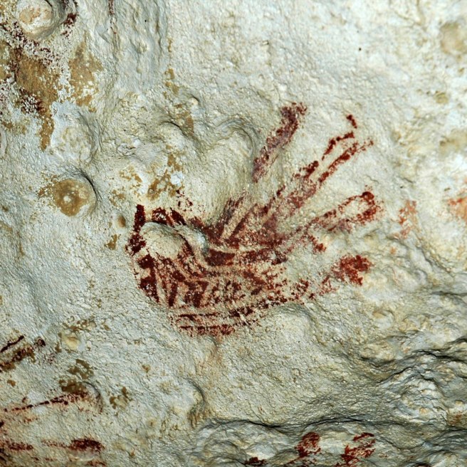 Cave full o' lost souls 'n petroglyphs