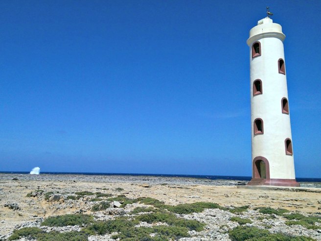 An ole lighthouse t' look fer trouble