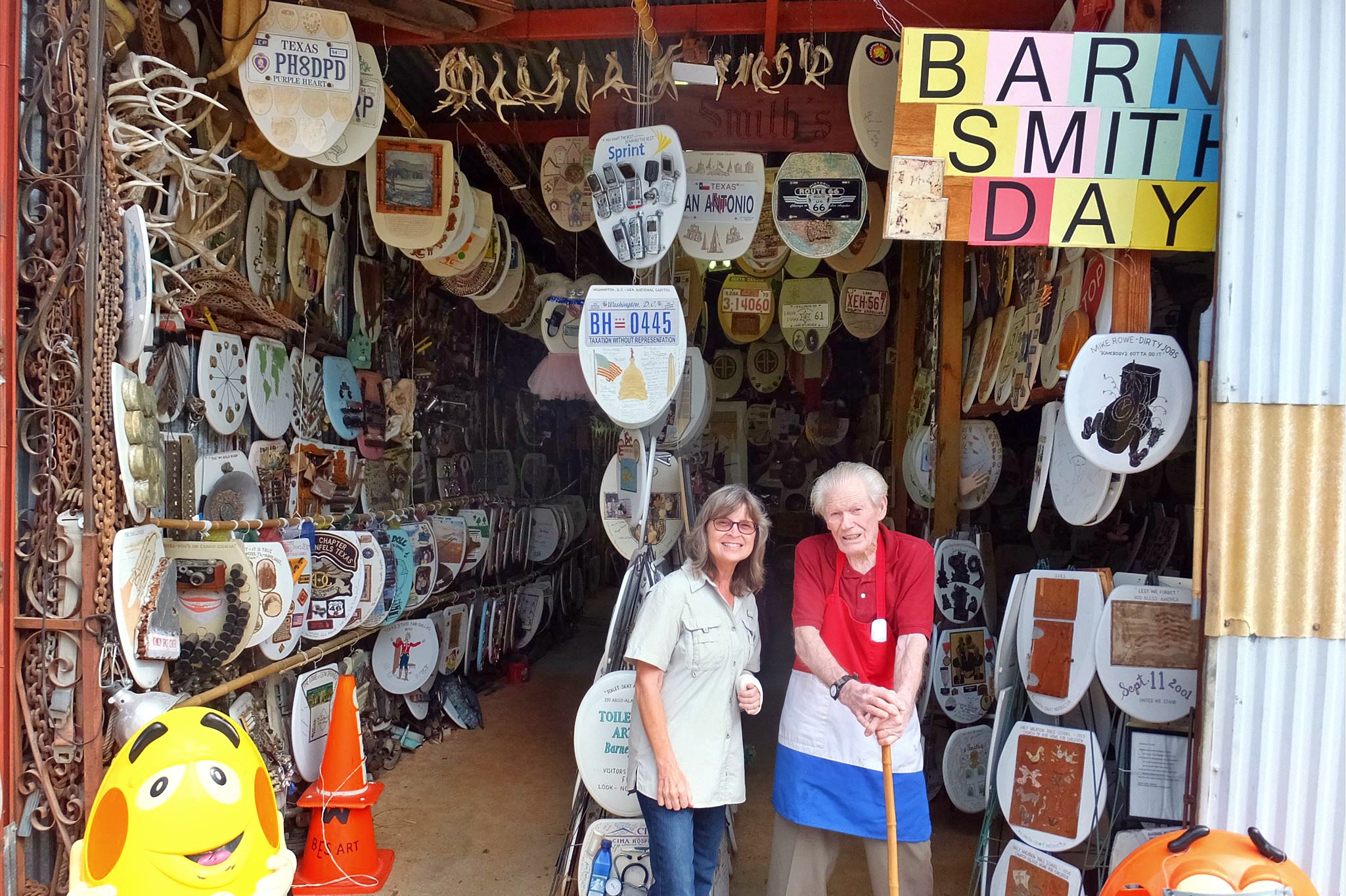 Barney Smith’s Toilet Seat Museum — Geocache of the Week Official Blog